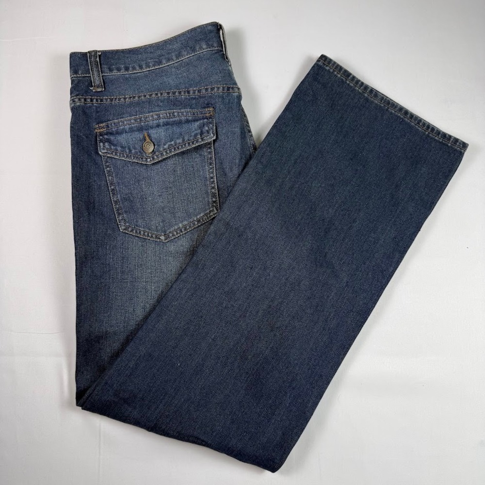 Perry Ellis Premium Denim Mens 34x32 Blue Straight Distressed Flap Pocket Jeans